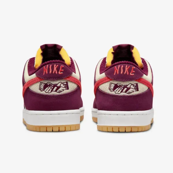 Skate Like a Girl x Nike SB Dunk Low - Image 4
